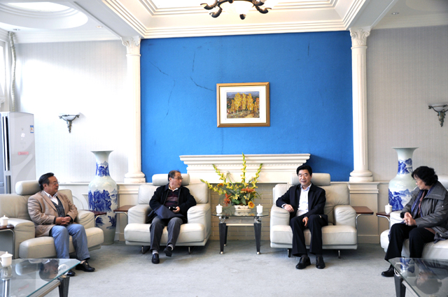 山东省“十二五”高校强化建设人文社科研究基地建设计划任务书论证会